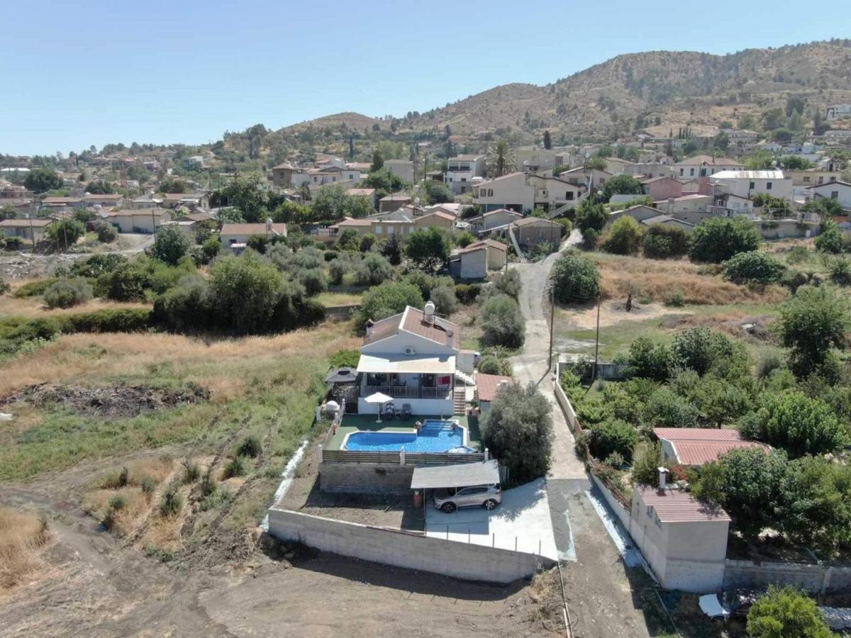 Yiannos House Vila Evrykhou Exterior foto