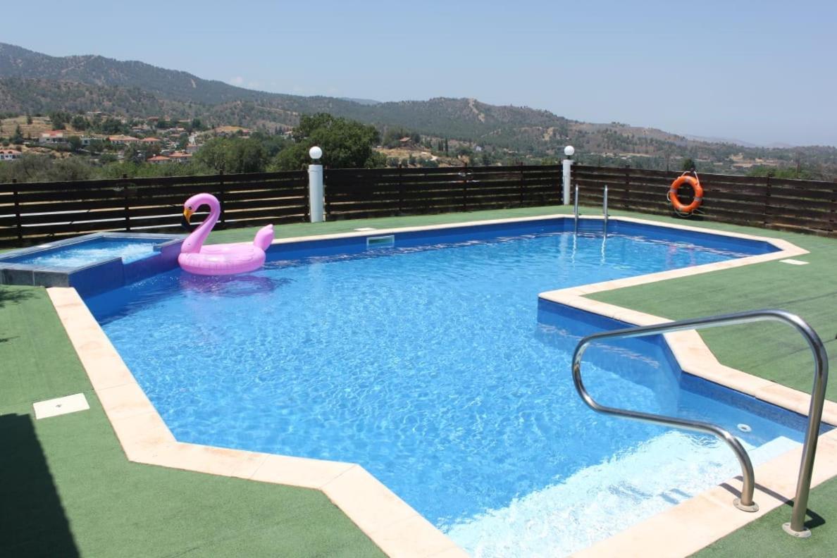 Yiannos House Vila Evrykhou Exterior foto