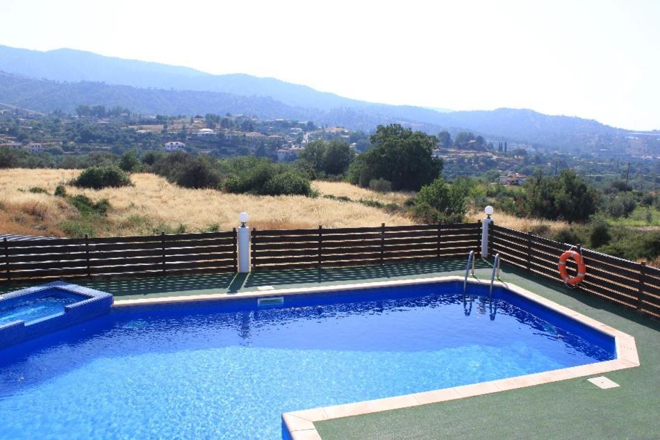 Yiannos House Vila Evrykhou Exterior foto