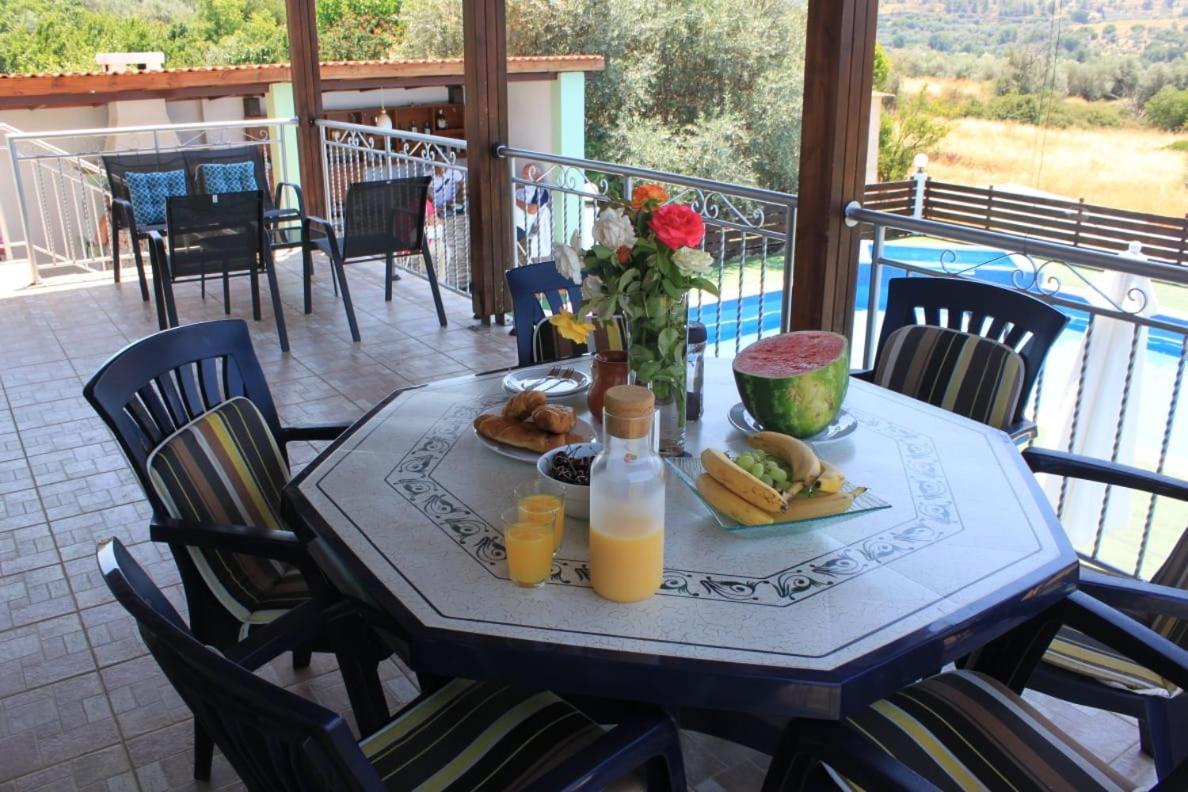 Yiannos House Vila Evrykhou Exterior foto