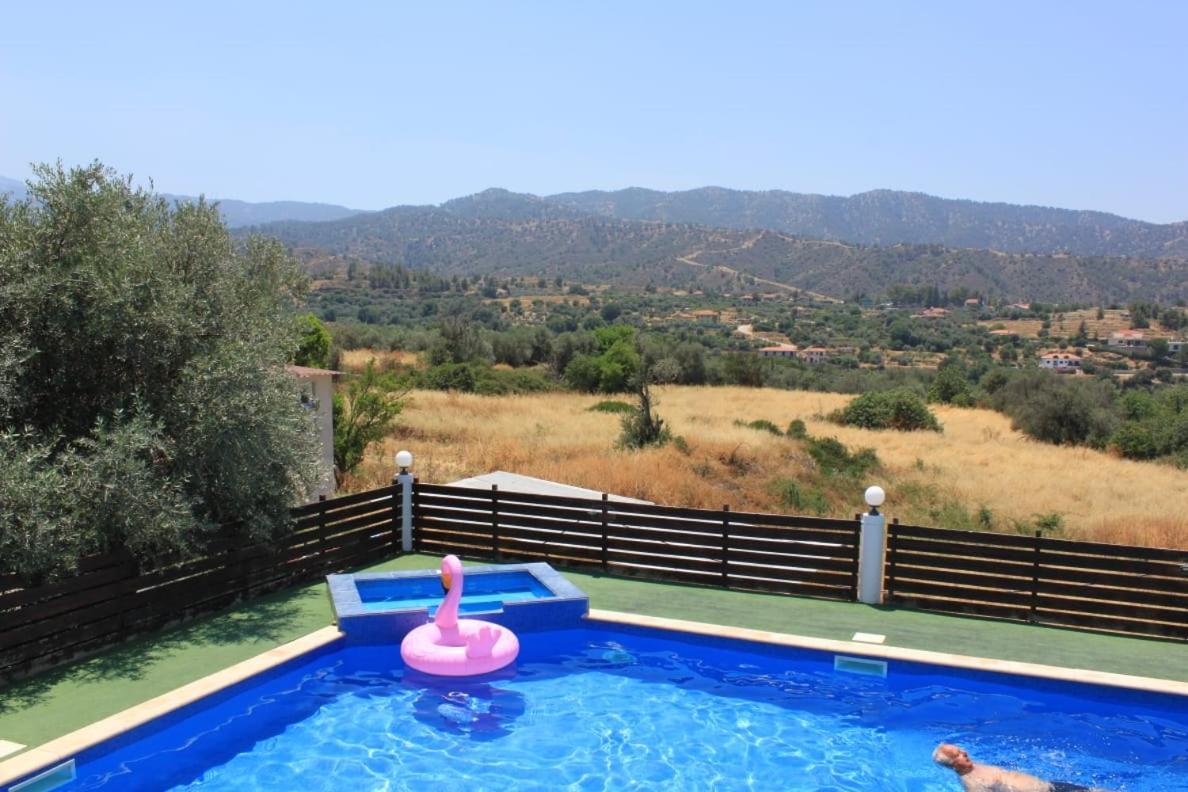 Yiannos House Vila Evrykhou Exterior foto